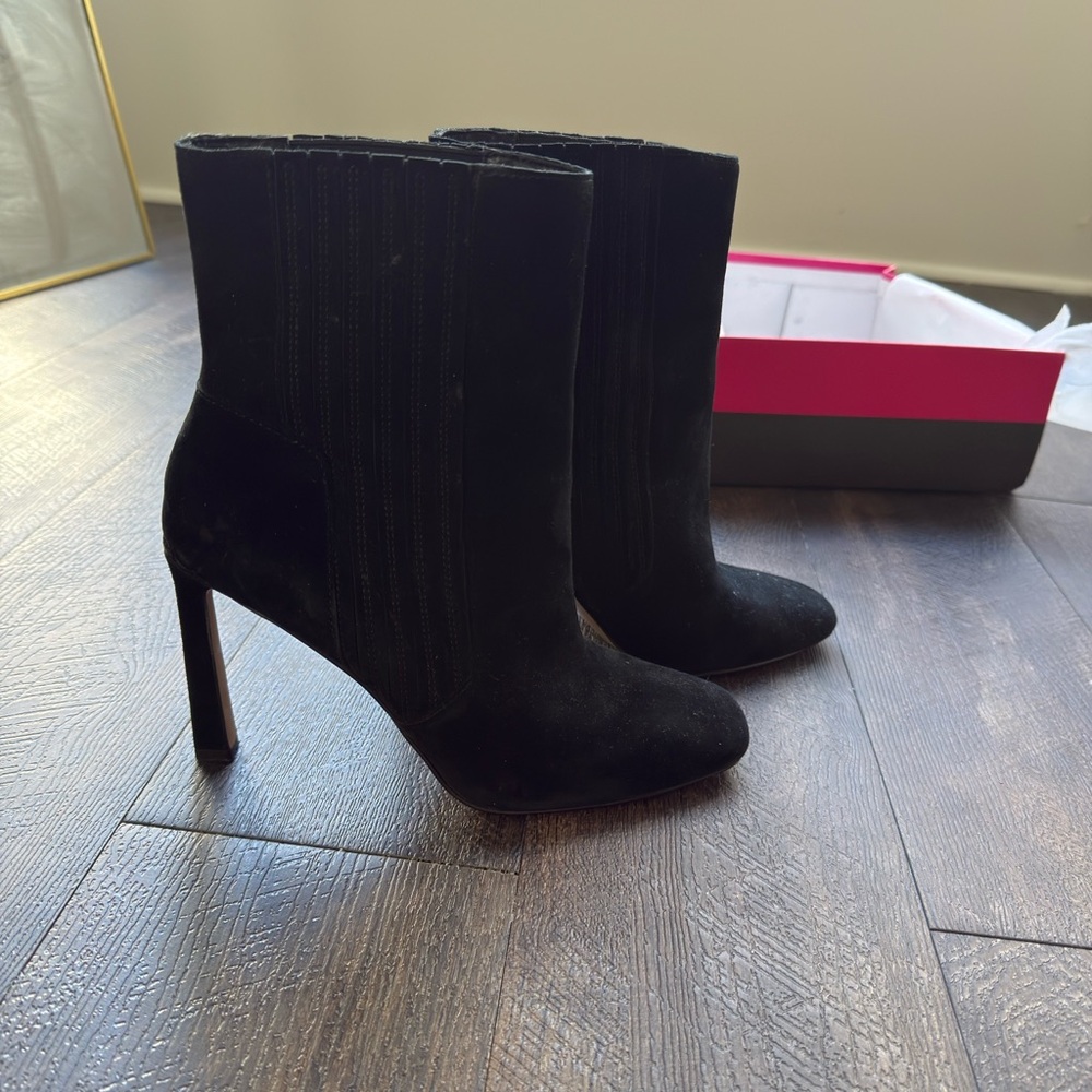 Vince Camuto Suede Black Women's Ankle Boots 9.5